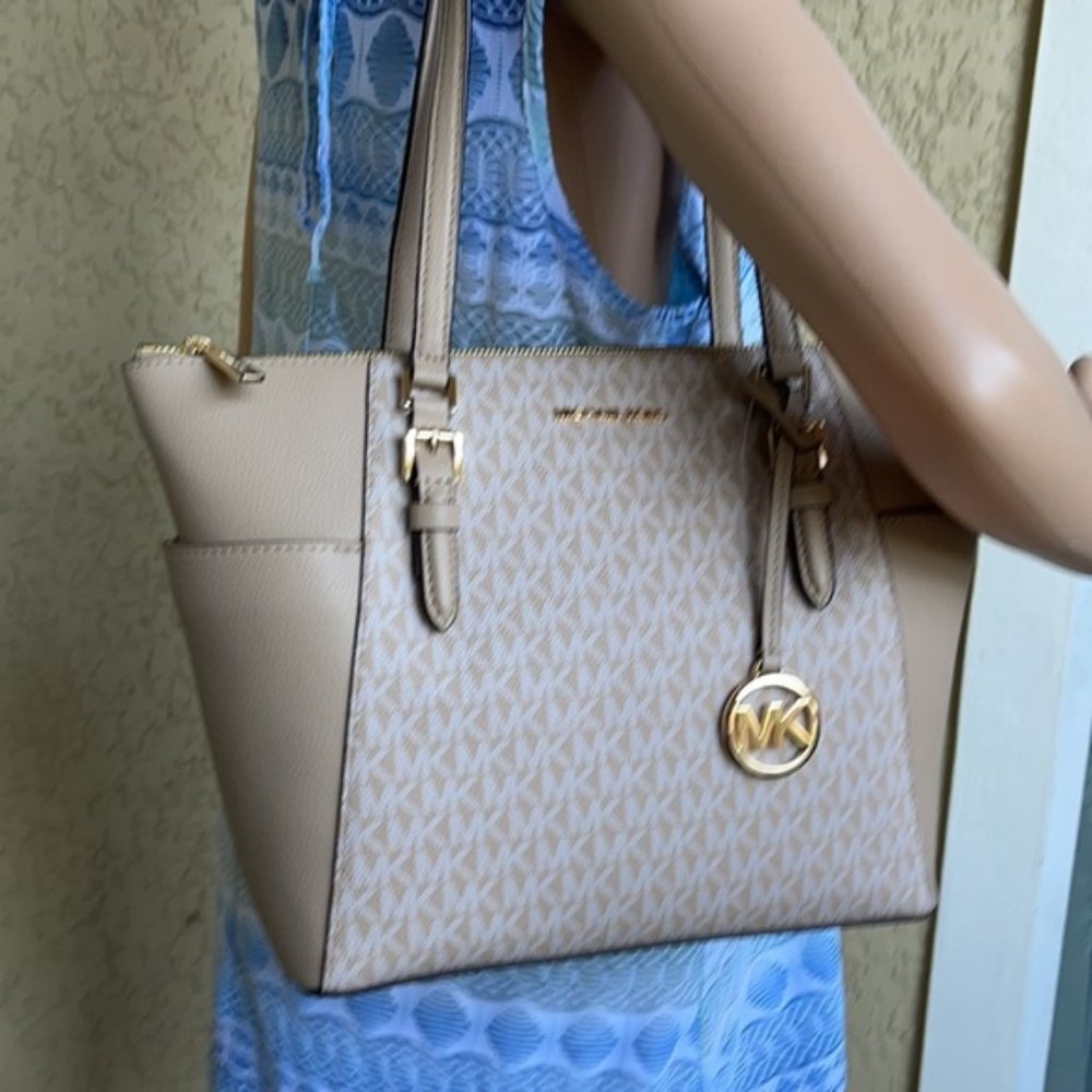 Michael Kors Charlotte Large Top Zip Tote - Picture 2 of 16